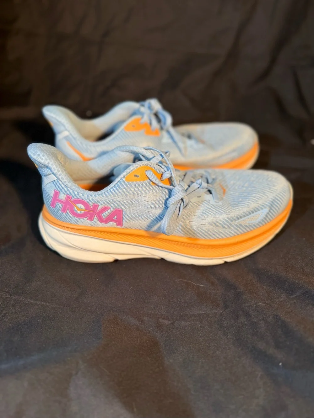 Hoka Women’s Clifton 9 Light AiryBlue with Orange Accents Athletic Running Shoes - Picture 3 of 7
